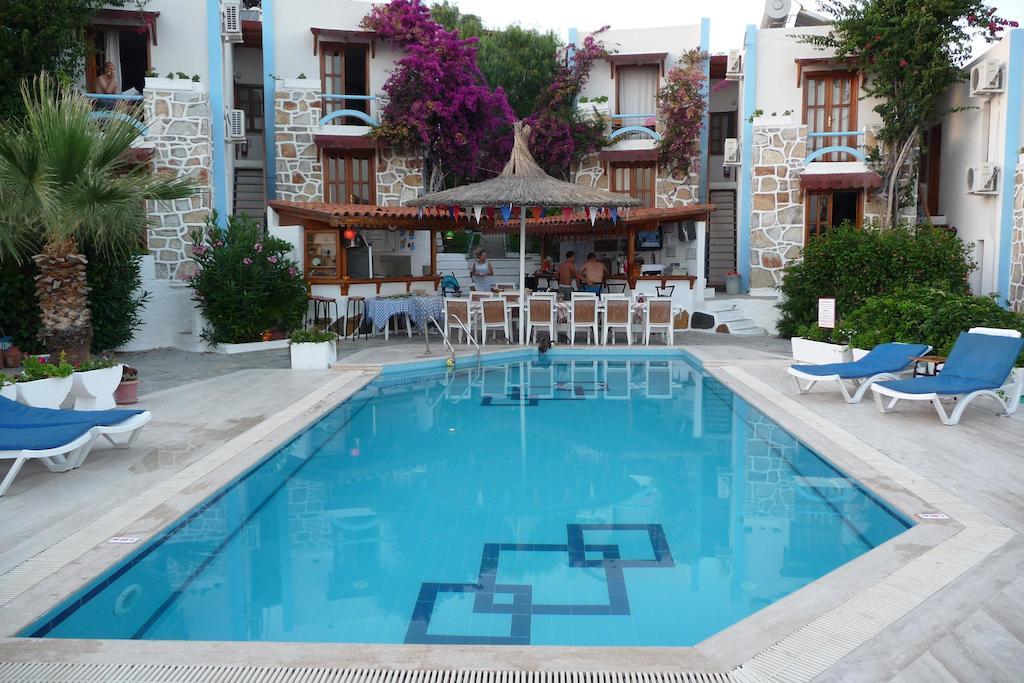 Dasis Hotel Suites Bodrum Exterior foto